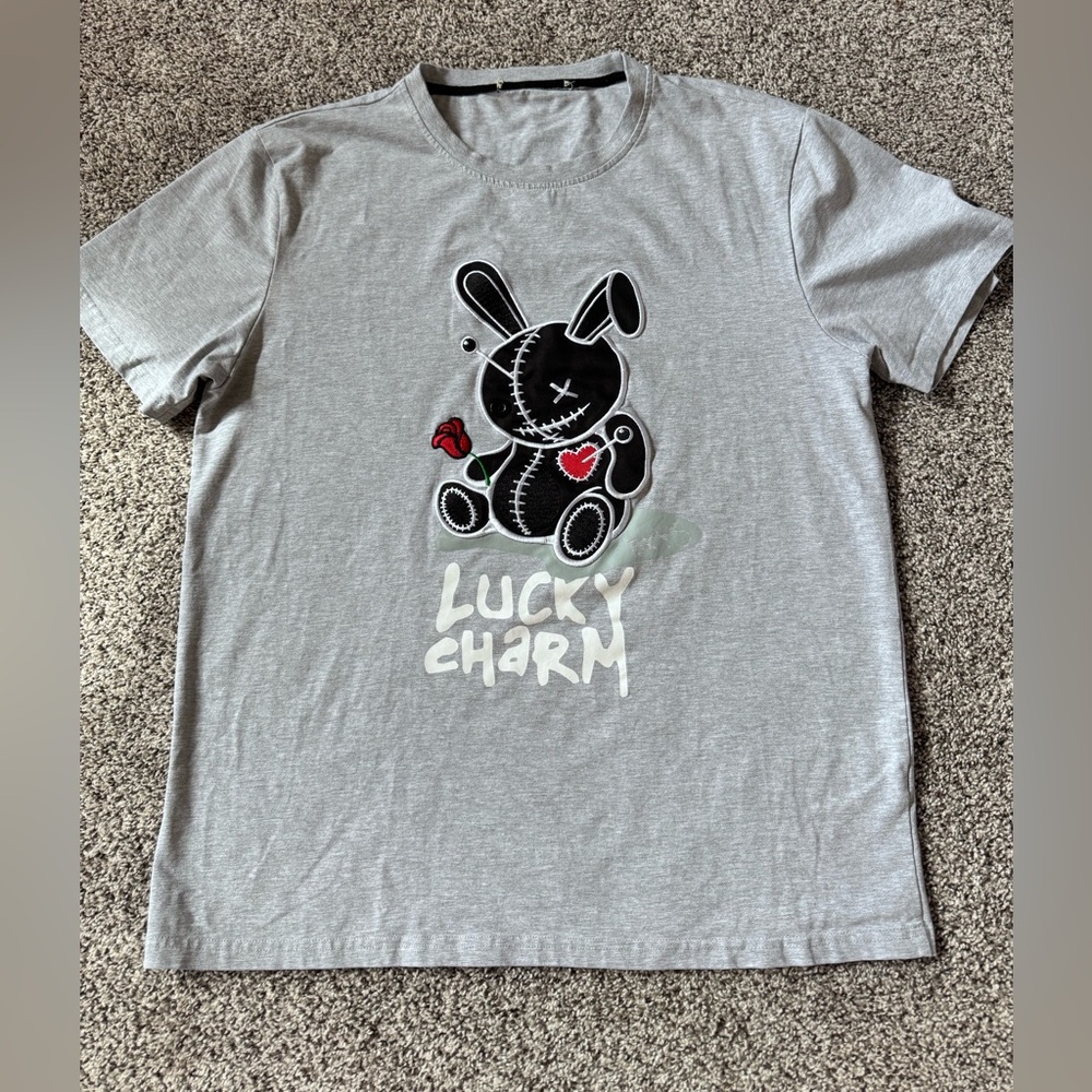 Grey 'Lucky Charm' Bunny Graphic Tee - Unbranded